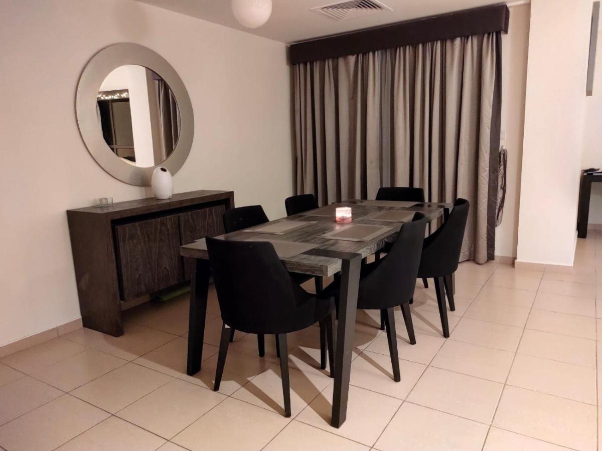 Lunar Cozy Hostel - Jbr Dubai Eksteriør bilde