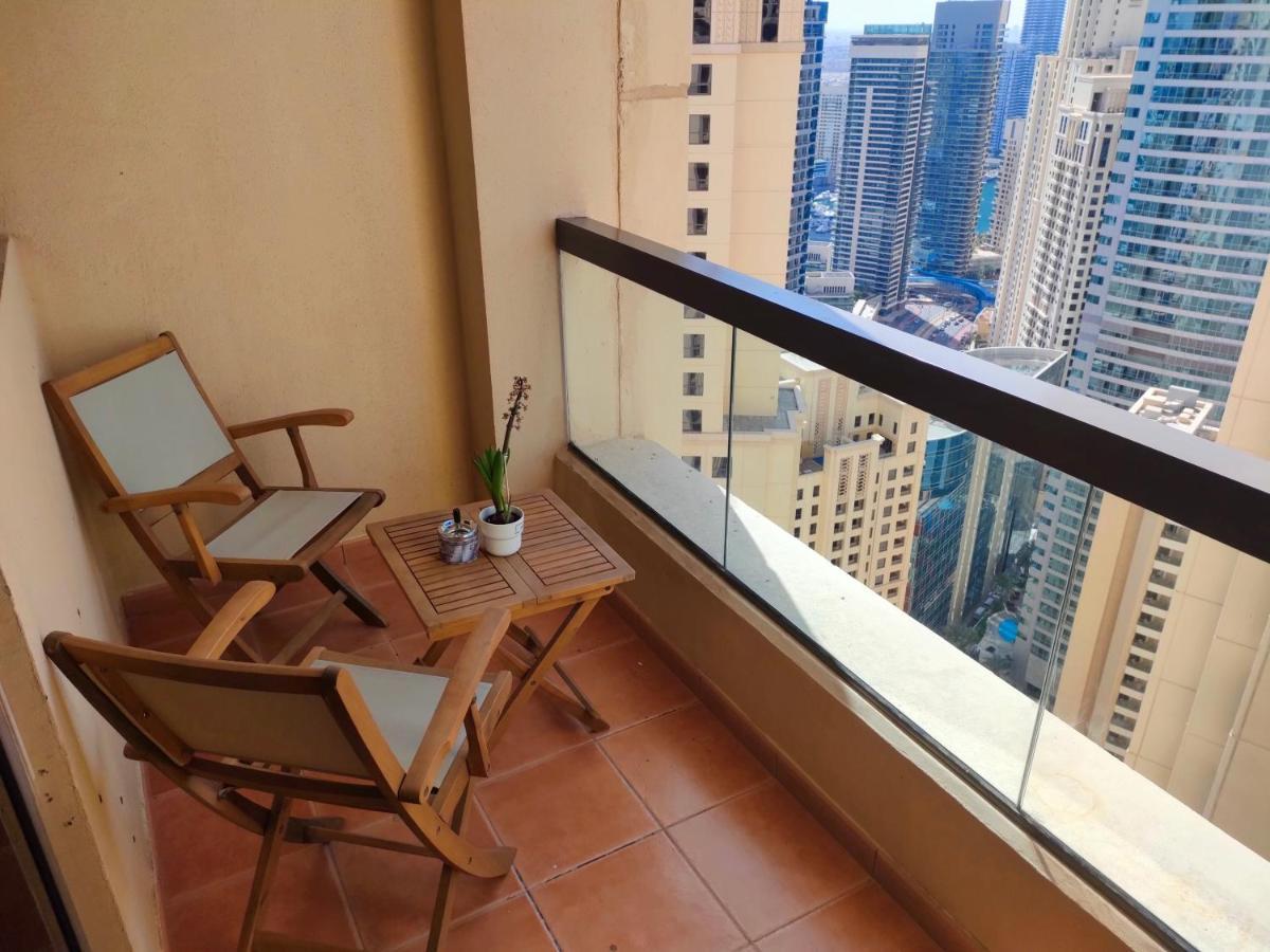 Lunar Cozy Hostel - Jbr Dubai Eksteriør bilde
