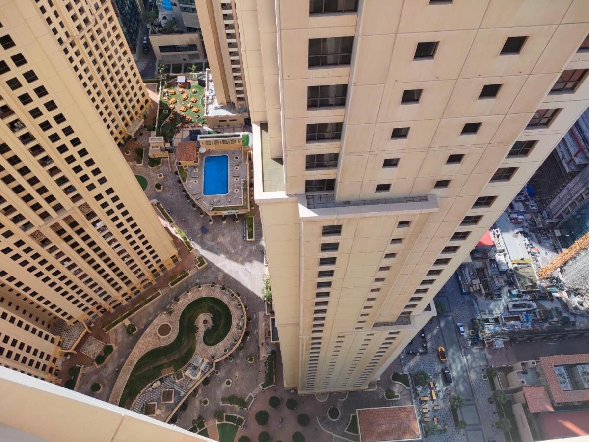 Lunar Cozy Hostel - Jbr Dubai Eksteriør bilde