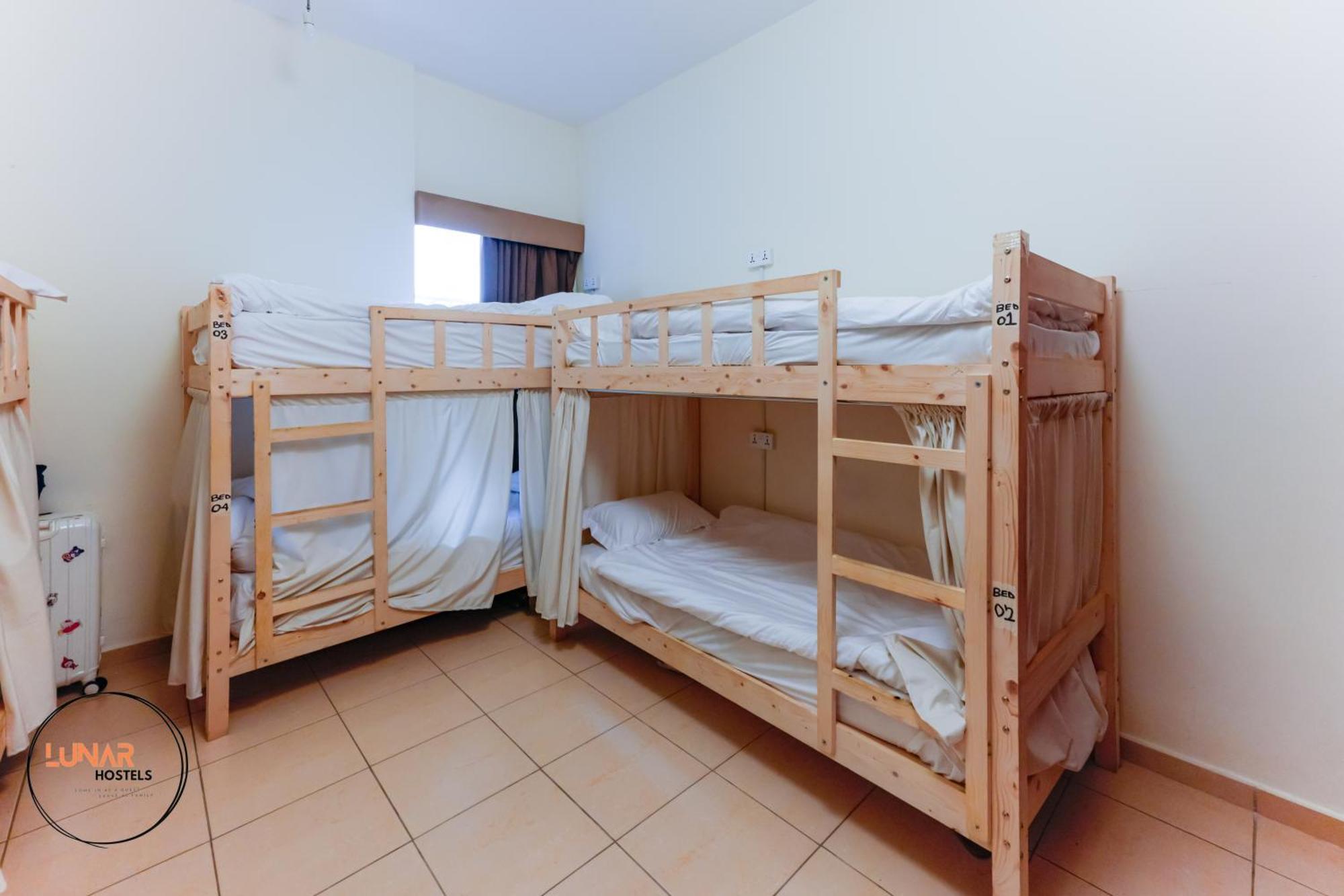 Lunar Cozy Hostel - Jbr Dubai Eksteriør bilde