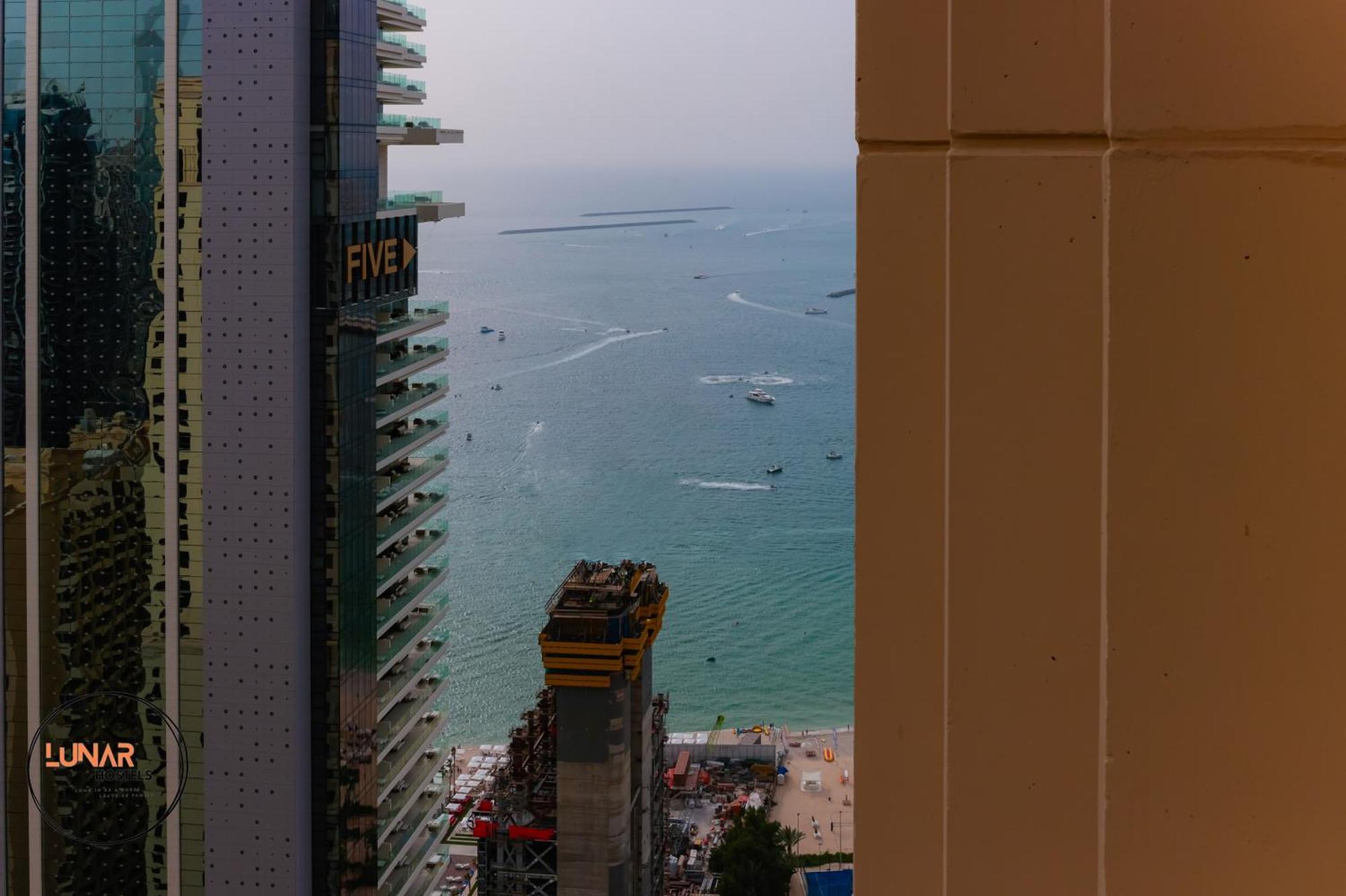 Lunar Cozy Hostel - Jbr Dubai Eksteriør bilde