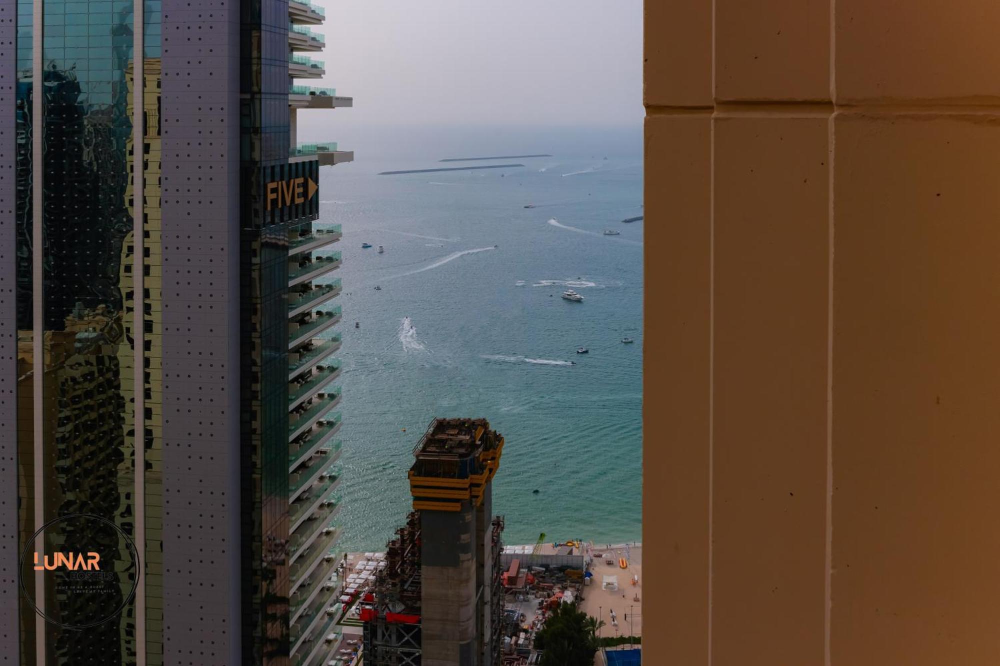 Lunar Cozy Hostel - Jbr Dubai Eksteriør bilde