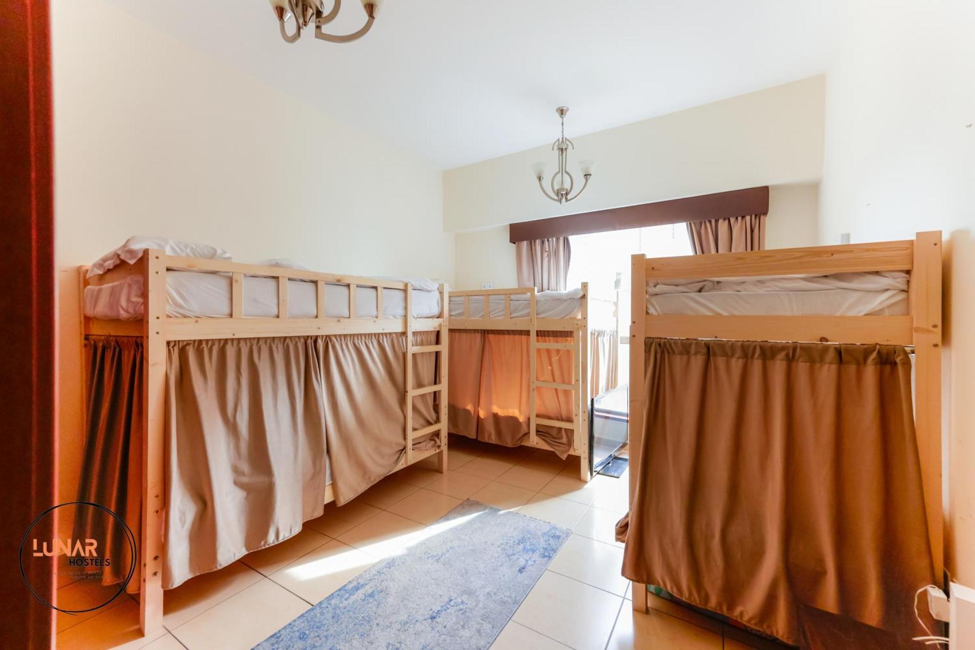Lunar Cozy Hostel - Jbr Dubai Eksteriør bilde