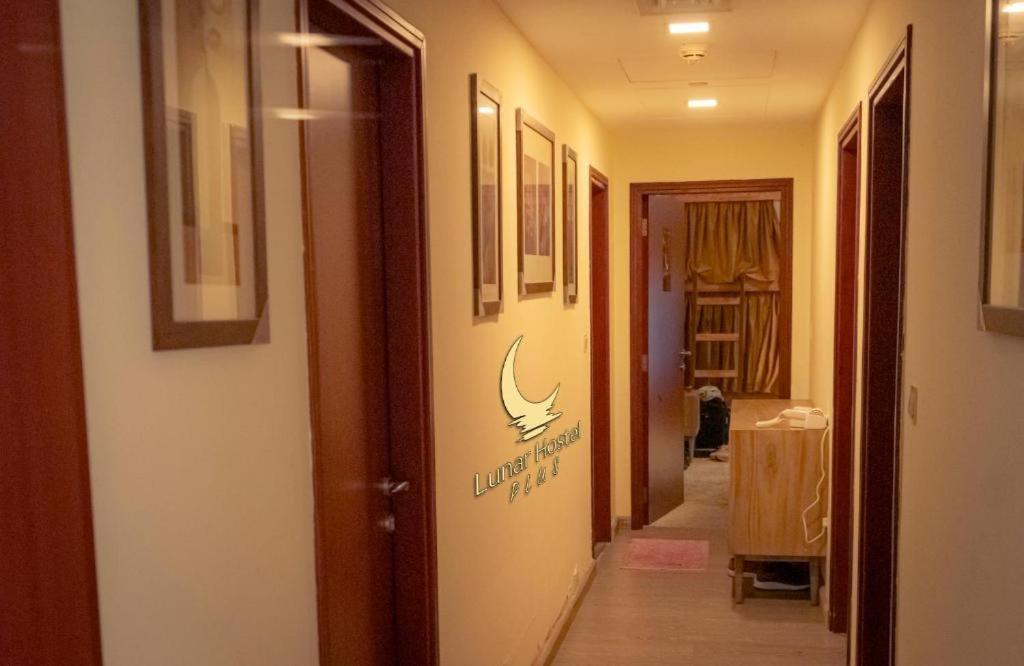 Lunar Cozy Hostel - Jbr Dubai Eksteriør bilde